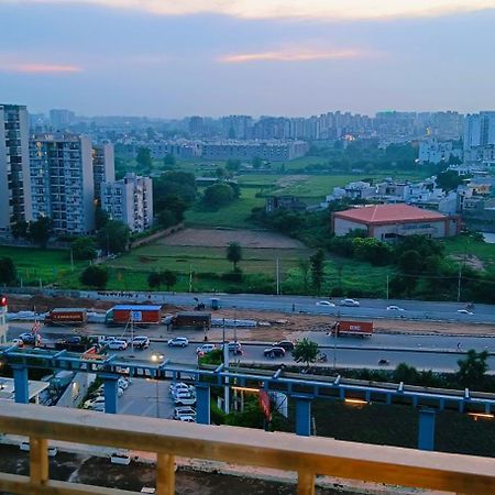 The Cerro Ricco 2 Hotell Zirakpur Exteriör bild